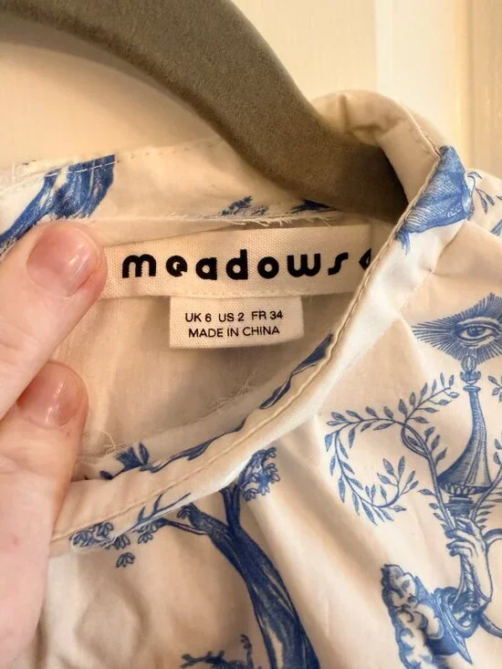 Meadows blue and white toile dress, excellent used condition, XS, US 2, pockets - Picture 4 of 7